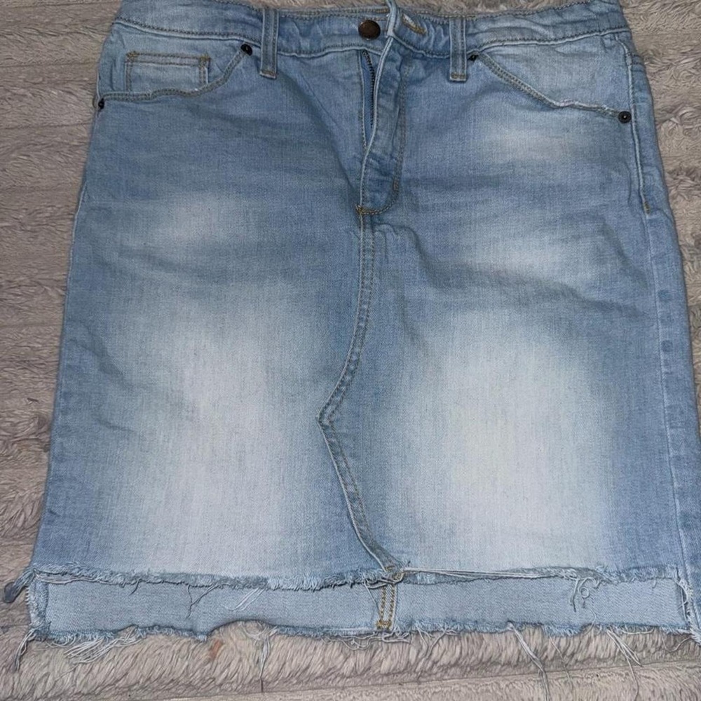 Universal Thread Light Wash Denim Skirt